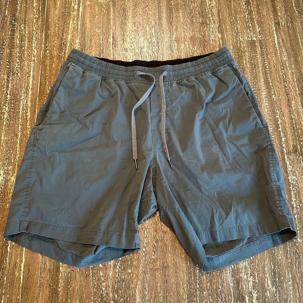 Lululemon Performance Workout 7” Shorts Drawstring Army Green Men’s Size XL